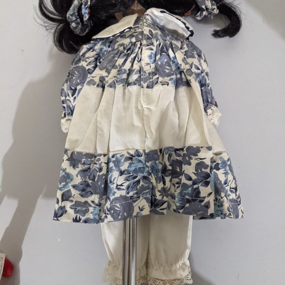 Porcelain Collectable Doll - Picture 3 of 4